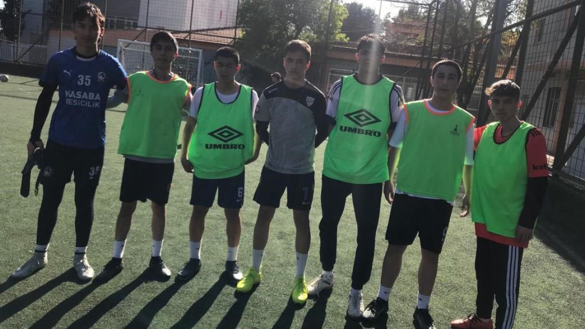 ÇINARLI MTAL Futsal Takımı ile hazırlık maçı yapıldı.