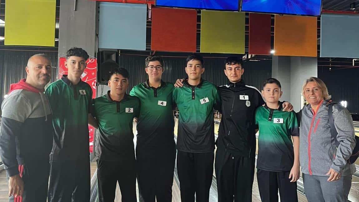 Okulumuz Bowling Kız-Erkek Takımı 04 Aralık 2024 Çarşamba Günü Oynanan Müsabakalarda Okulumuzu En İy Şekilde Temsil Etmişlerdir.